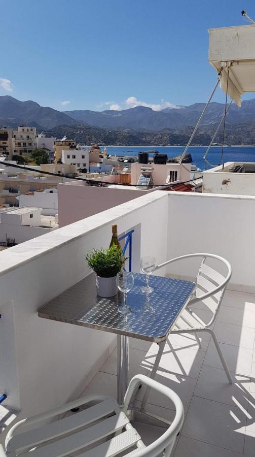 Lilis Apt In Center With Sea View Karpathos Town  Exterior photo